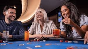101 club 101 club Mobile App - Slots aur Live Tables Kahin Bhi